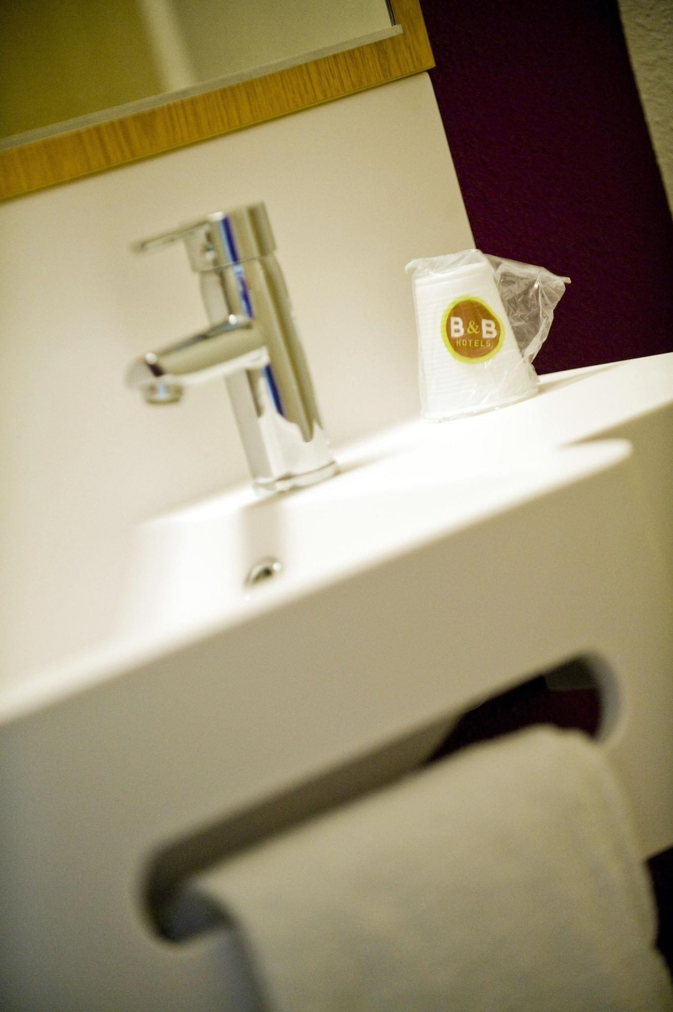 B&B Hotel Bordeaux Lac Sur Bruges Esterno foto