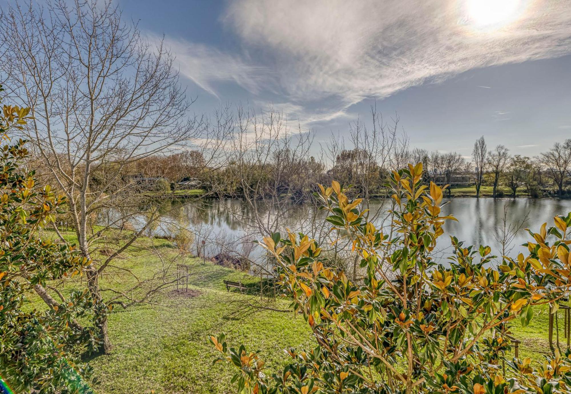 B&B Hotel Bordeaux Lac Sur Bruges Esterno foto