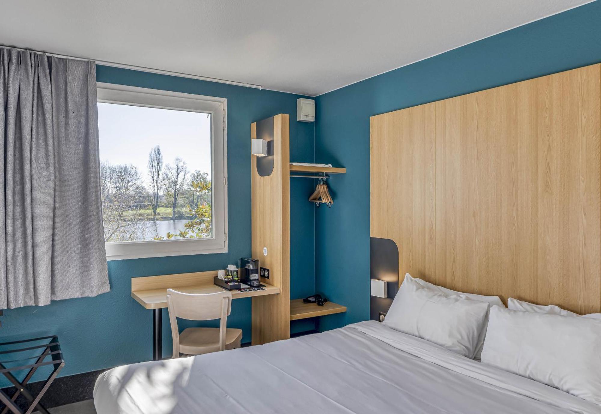 B&B Hotel Bordeaux Lac Sur Bruges Esterno foto