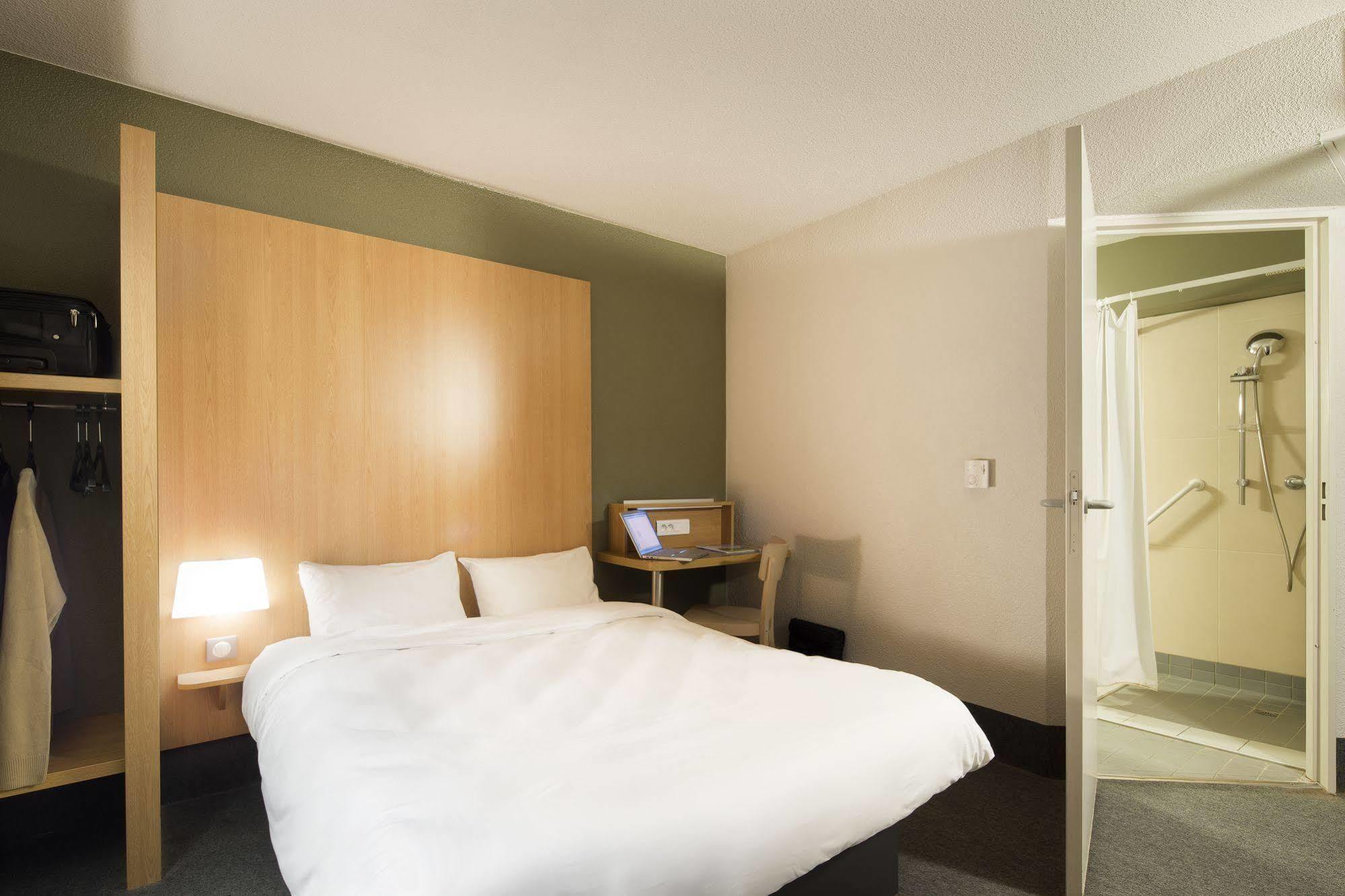 B&B Hotel Bordeaux Lac Sur Bruges Esterno foto