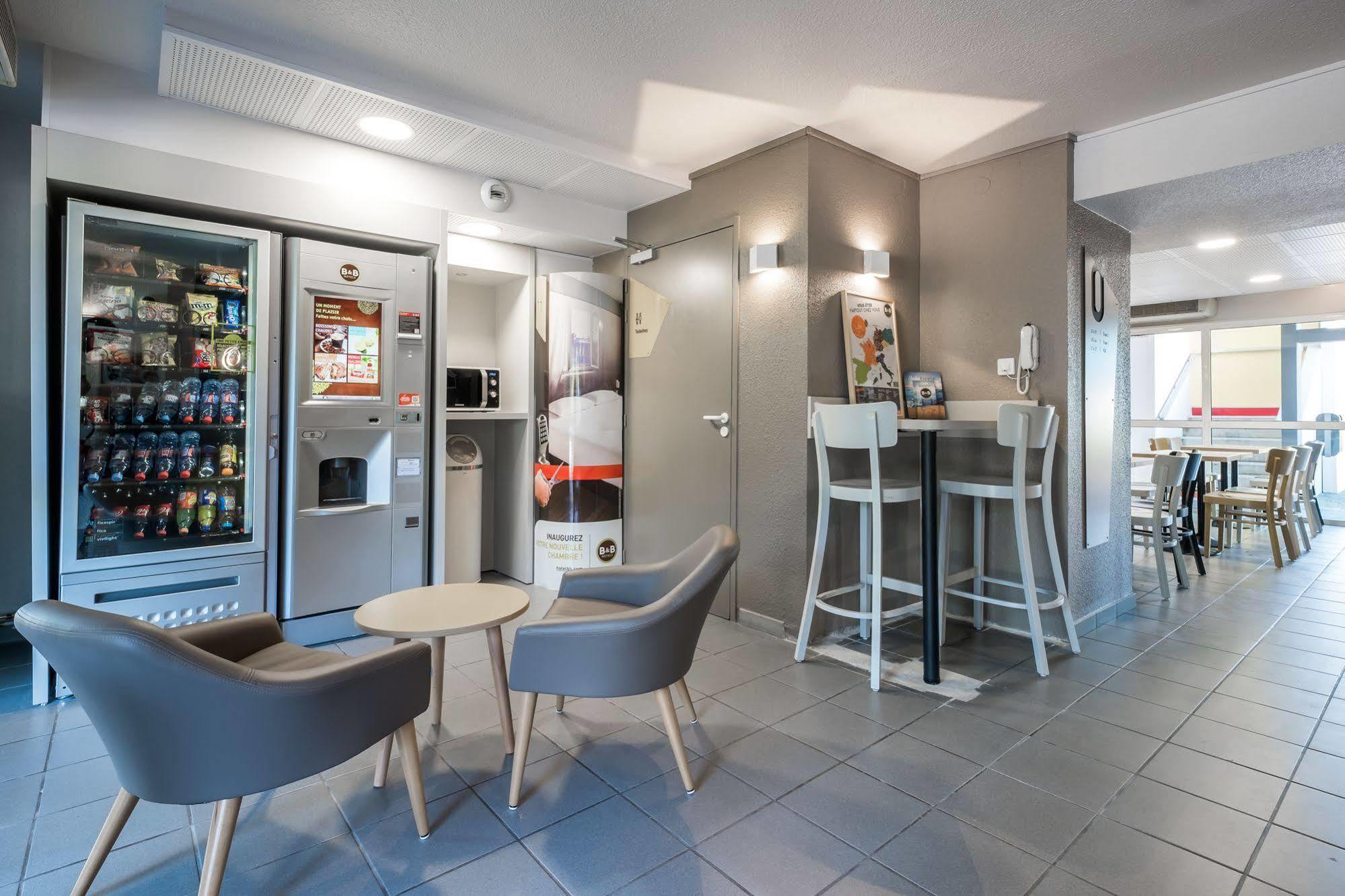 B&B Hotel Bordeaux Lac Sur Bruges Esterno foto
